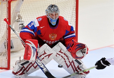 Russia wins on home ice