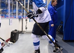 GANGNEUNG, SOUTH KOREA - FEBRUARY 15: Finland's Mira Jalosuo #7 walks to the ice before taking on Olympic Athletes from Russia during preliminary round action at the PyeongChang 2018 Olympic Winter Games. (Photo by Matt Zambonin/HHOF-IIHF Images)

