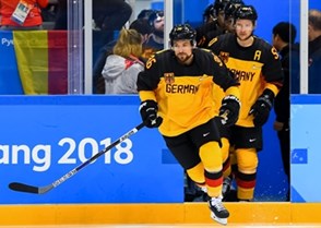 GANGNEUNG, SOUTH KOREA - FEBRUARY 25: Germany's Yannic Seidenberg #36 takes to the ice before facing off against Team Olympic Athletes from Russia during gold medal round action at the PyeongChang 2018 Olympic Winter Games. (Photo by Matt Zambonin/HHOF-IIHF Images)

